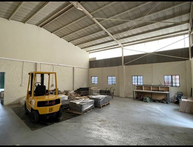 INDUSTRIAL PROPERTY TO RENT IN HENNOPSPARK